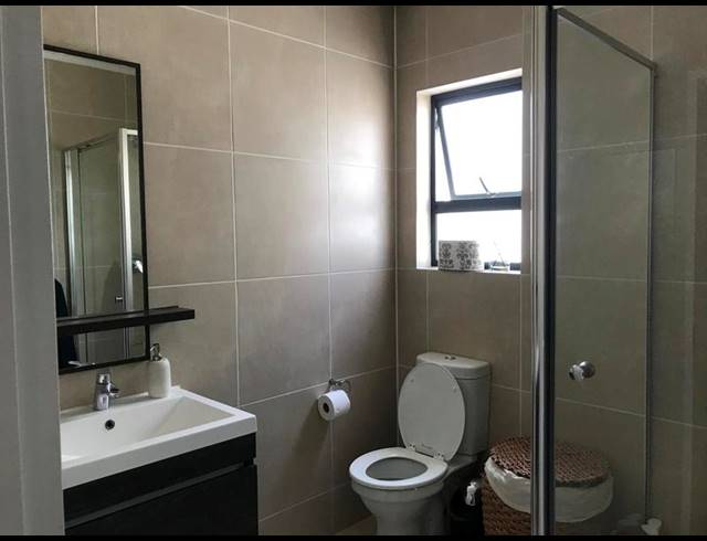 1 BEDROOM APARTMENT FOR SALE IN OLIVEDALE